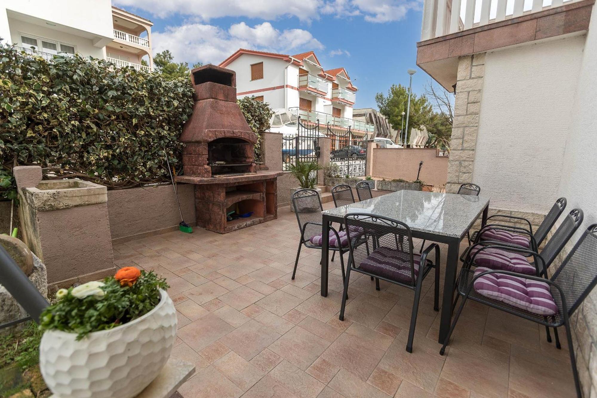 Apartments Karmen 1 Crikvenica Exterior photo